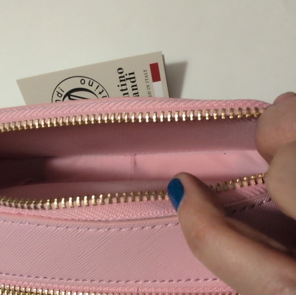 Valentino Orlandi- Baby Pink Studded Crossbody Camera Bag- Style # V-3003 NWT - Picture 8 of 8